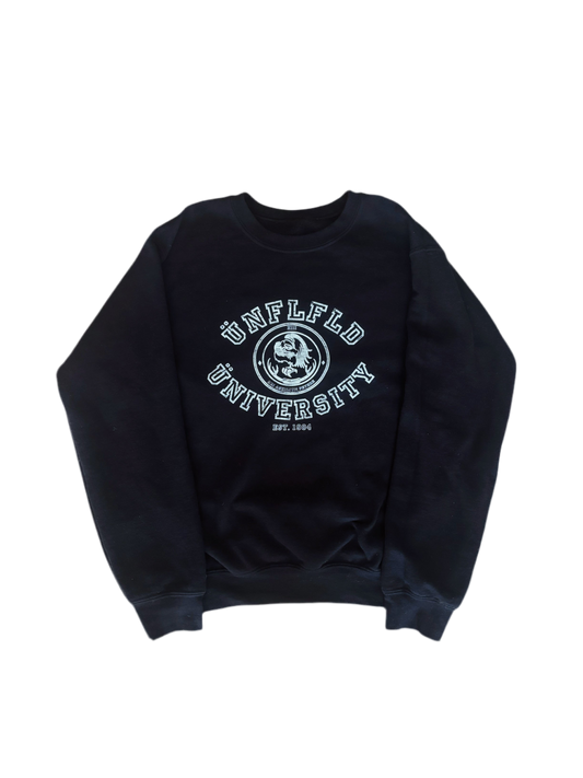 “Üniversity” Crewneck Sweater